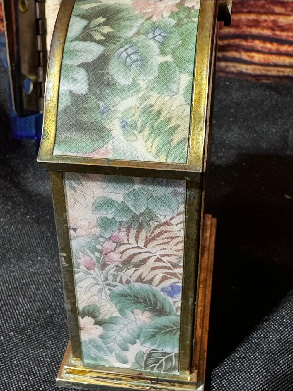 Linden Floral Mantel Clock - Green and White with Gold Trim